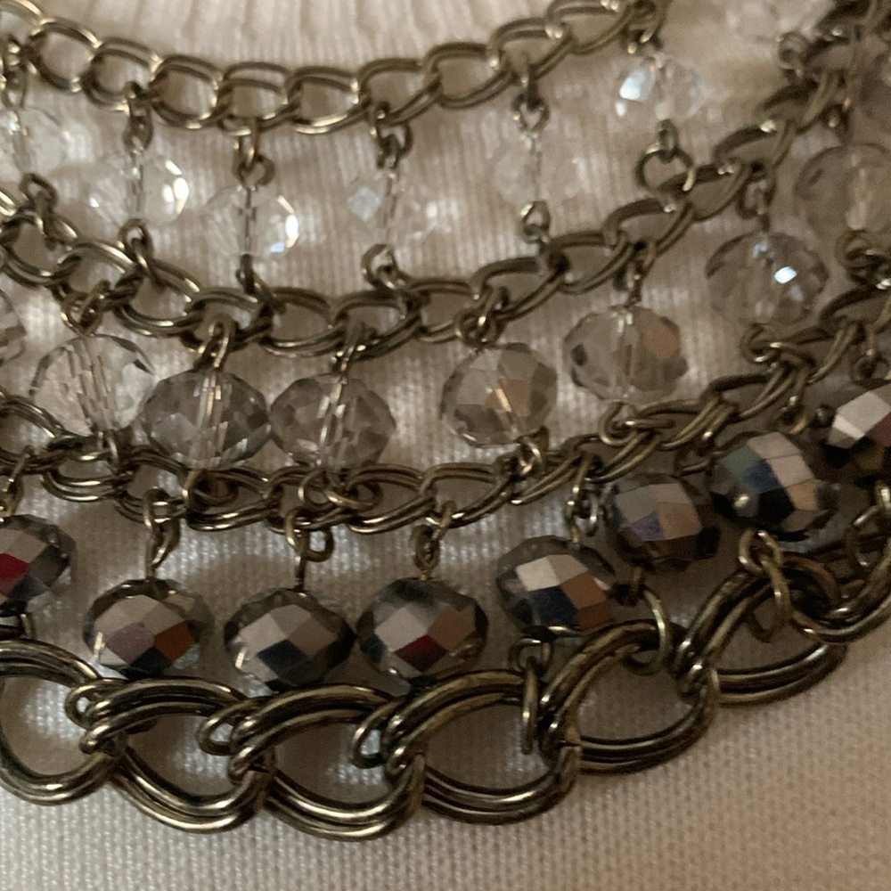 Jewelry - Picture 2 of 3